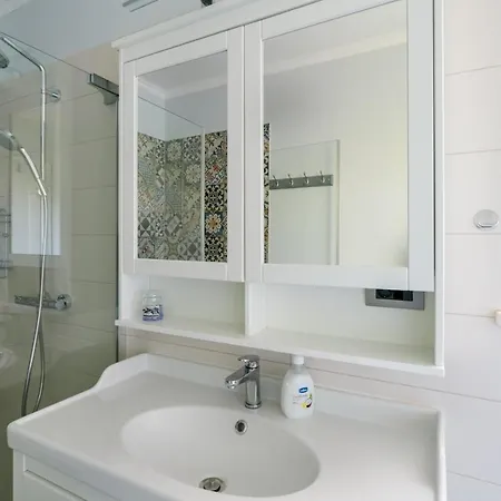 Willa Kala-luxury Villa, Heated Pool In A Quiet Area - By Traveler Tourist Agency Krk *