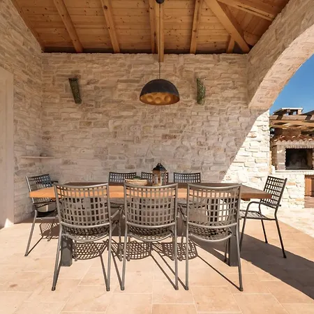 Kala-luxury Villa, Heated Pool In A Quiet Area - By Traveler Tourist Agency Krk Vila
