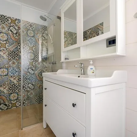 Kala-luxury Villa, Heated Pool In A Quiet Area - By Traveler Tourist Agency Krk